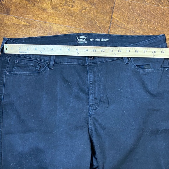 Levi’s Black Denim Skinny Jean plus size - Picture 5 of 8